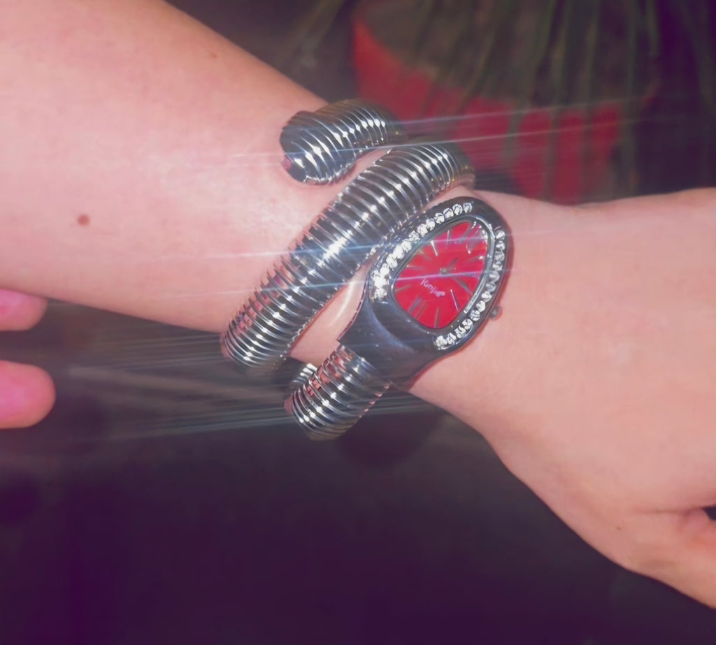 ✨ Luxe Serpent Gold Bracelet Watch for Women | Premium Snake Coil Design | Shoppookie